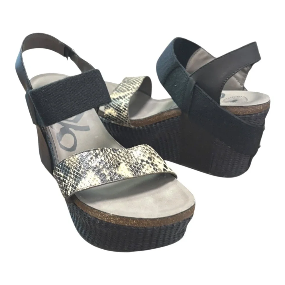 OTBT Bushnell sz‎ 10 Wedge Snake Embossed Leather Heels Sandals EUC